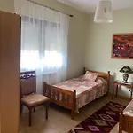 Appartement Comfy Spacious Tirana