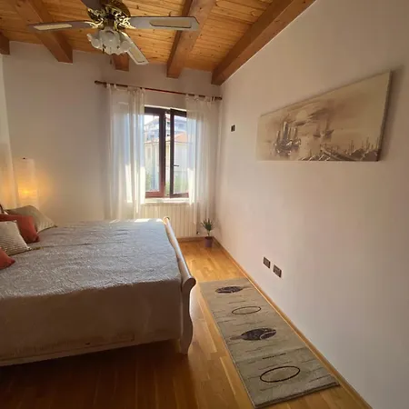 Comfy Spacious * 티라나