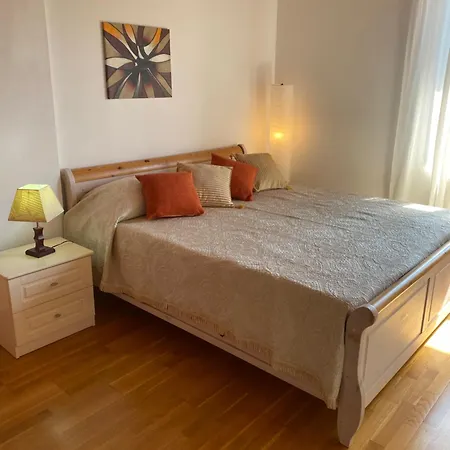 Comfy Spacious דירה