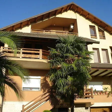 Comfy Spacious * 티라나