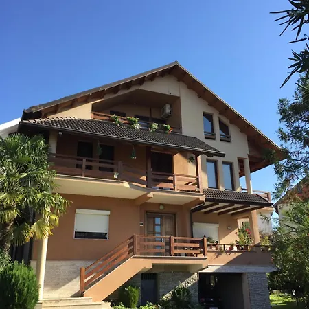 Comfy Spacious Duplex Tirana