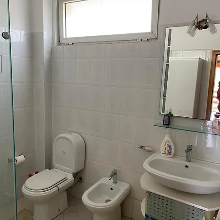 Comfy Spacious Апартаменты